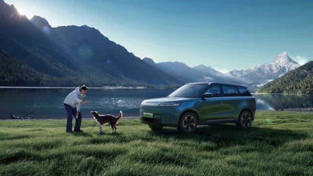 JAECOO J5 EV